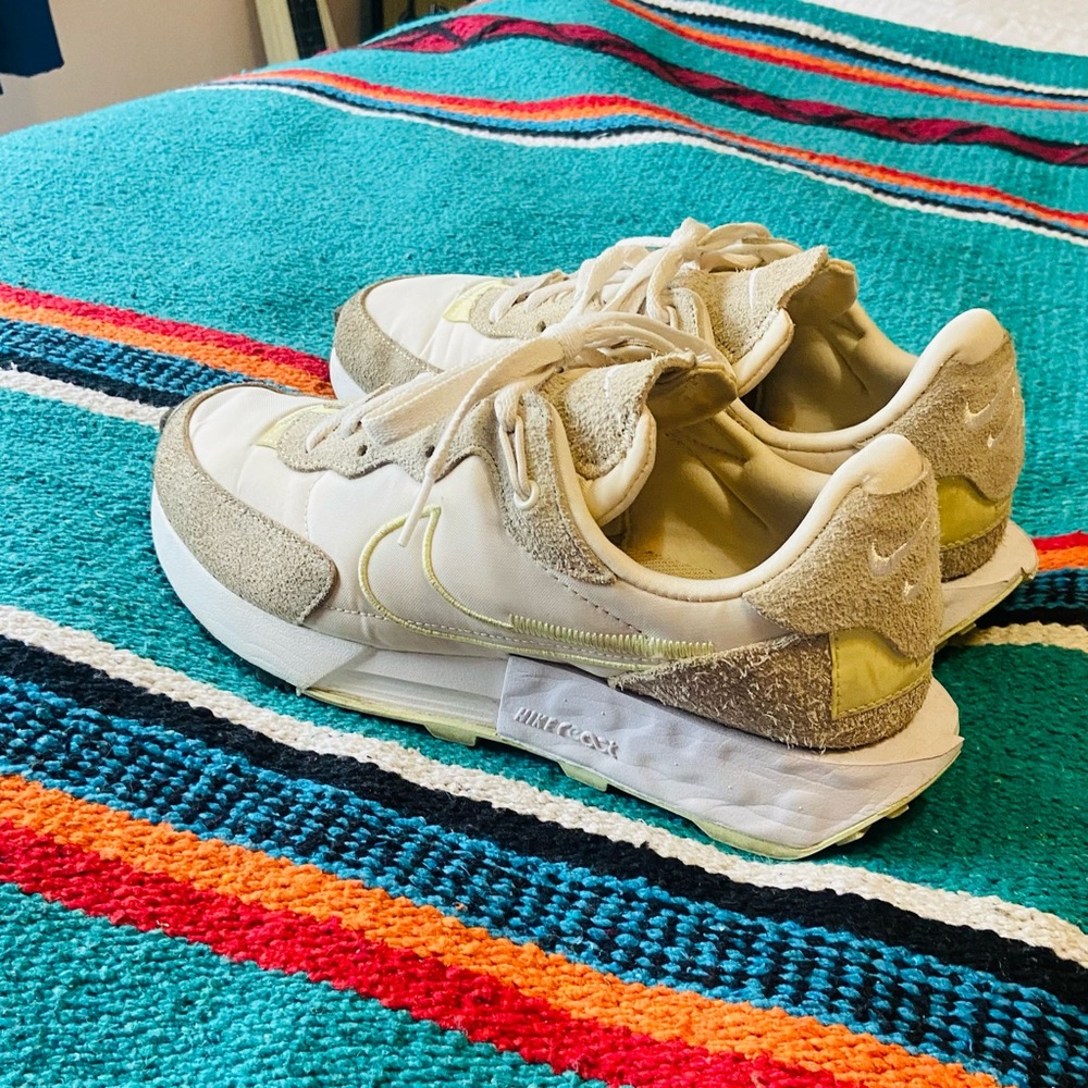 Nike Fontanka Waffle Sneakers